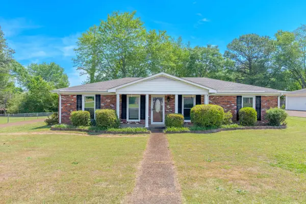1836 W Tannehill Dr, Florence, AL 35633