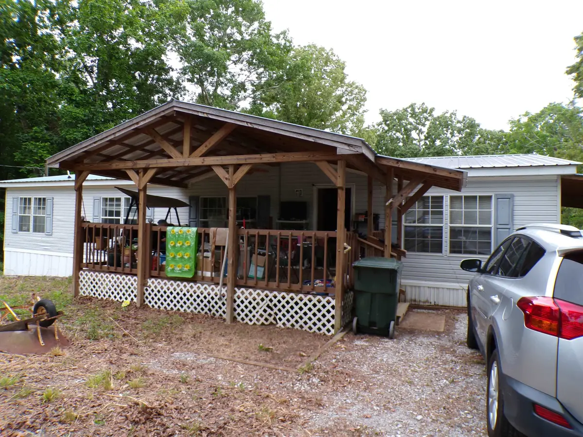 1220 Blue Rd, Tuscumbia, AL 35674 - #1
