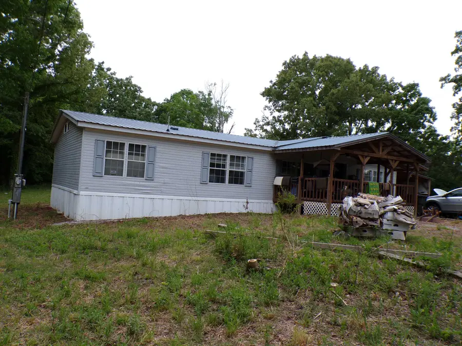 1220 Blue Rd, Tuscumbia, AL 35674 - #2