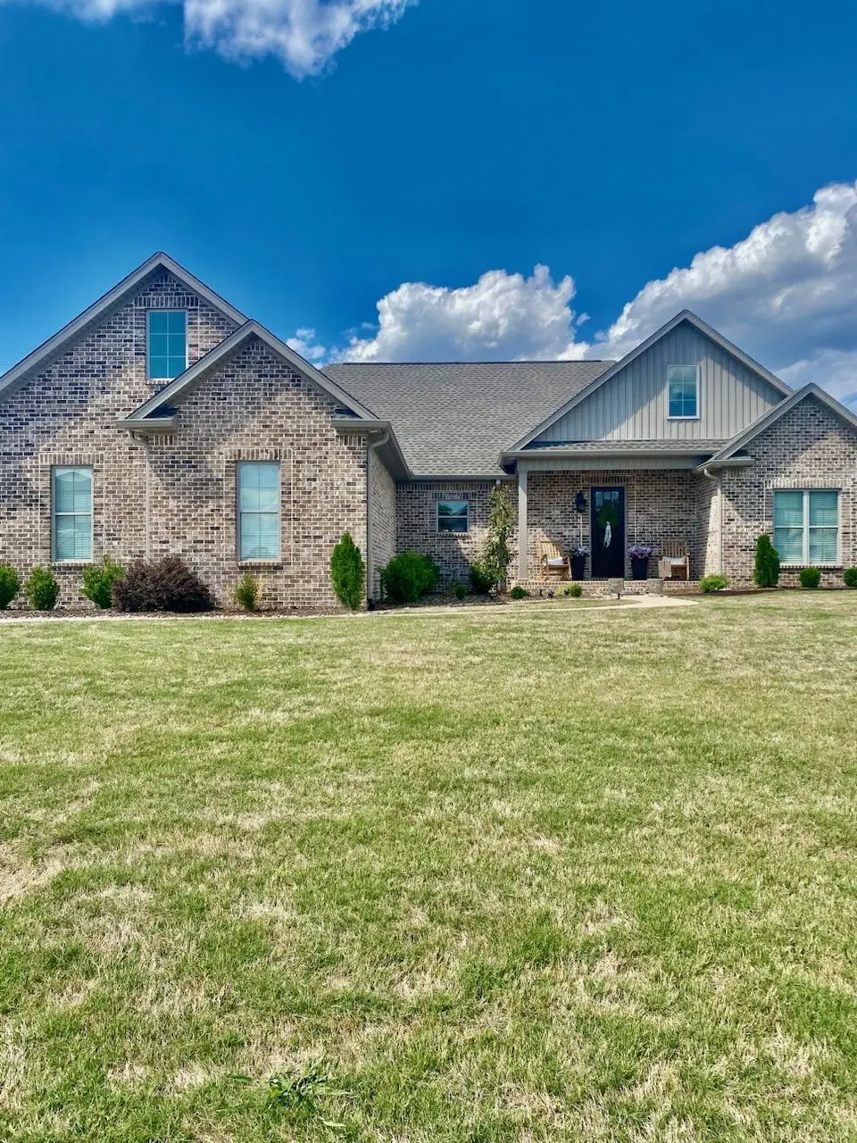 212 Grove Park Wy, Tuscumbia, AL 35674 - #1