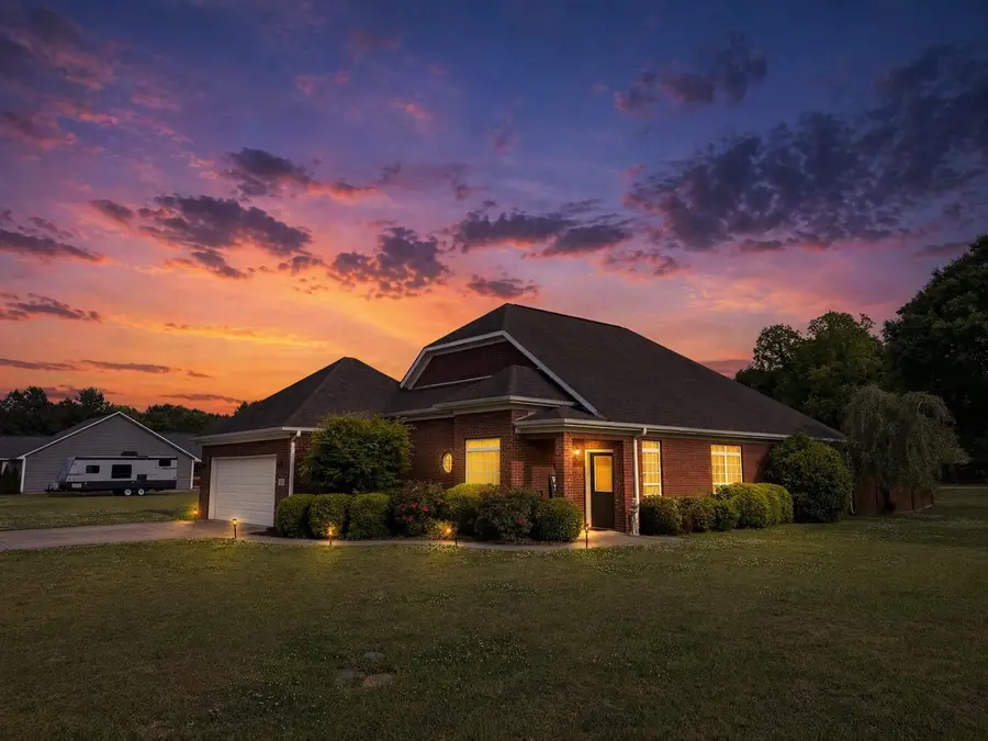 1601 Cherry Ln, Hanceville, AL 35077 - #2