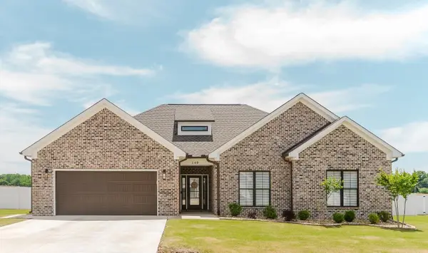 140 Spry Way, Killen, AL 35645