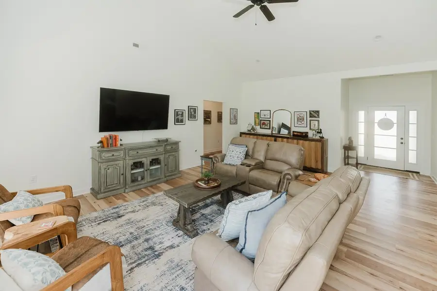 140 Spry Way, Killen, AL 35645 - #3
