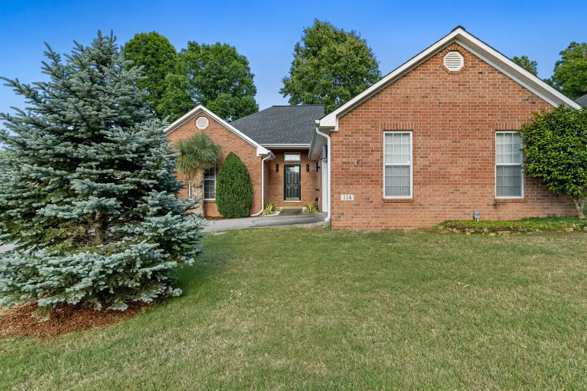 114 Glen Mary Dr, Florence, AL 35633 - #1