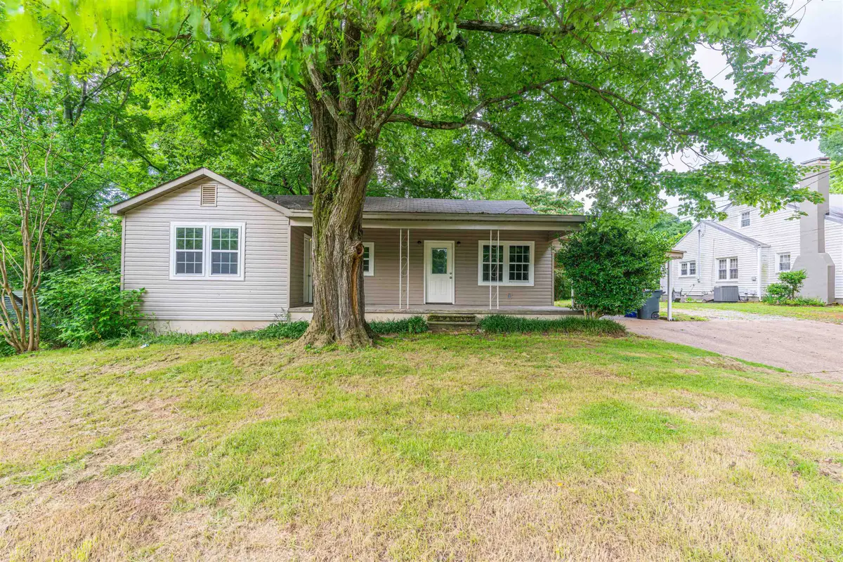 2232 N Wood Ave, Florence, AL 35630 - #1
