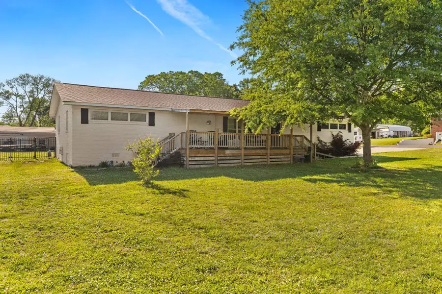 121 Mauldin Ave, Florence, AL 35634 - #3