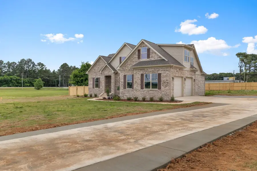 228 Carron Ln, Tuscumbia, AL 35674 - #3