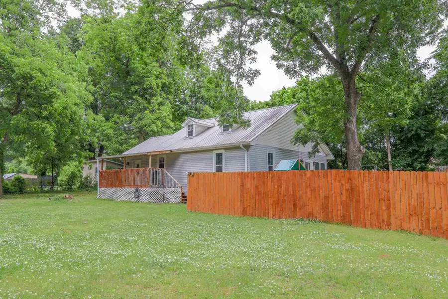 614 N Stewart St, Tuscumbia, AL 35674 - #2