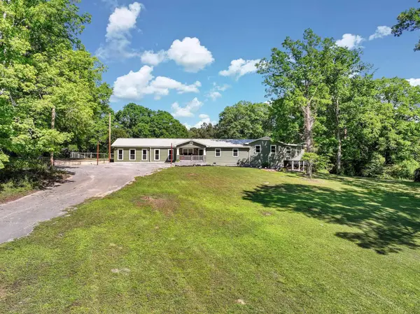 202 Co Rd 242, Hanceville, AL 35077