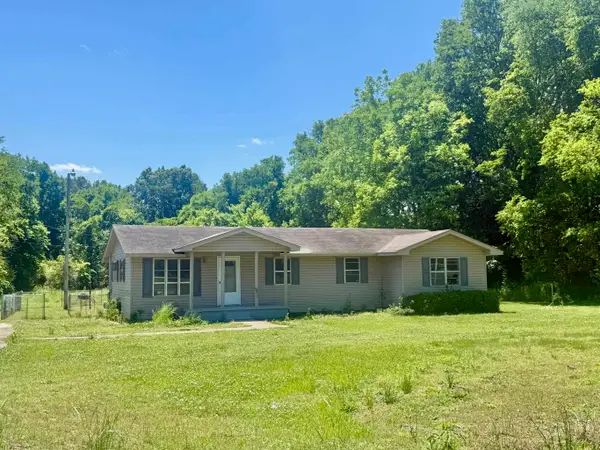 750 Hughes St, Muscle Shoals, AL 35661
