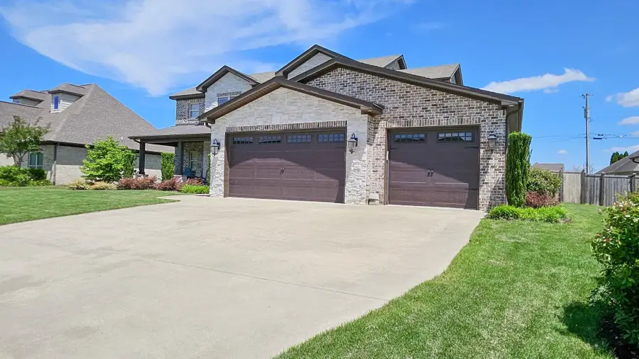 119 Caroline Way, Muscle Shoals, AL 35661 - #2