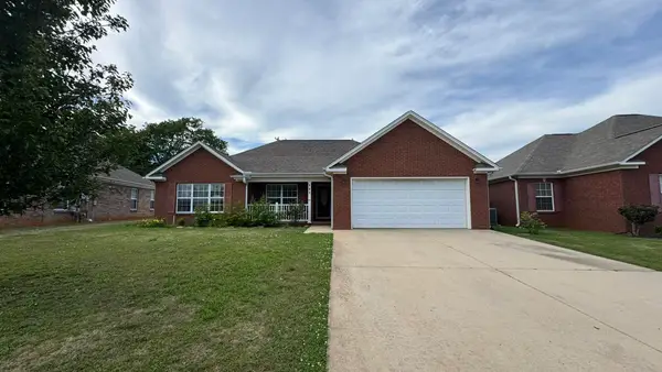 107 Harmony Dr, Tuscumbia, AL 35674