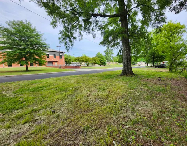 1301 Marie St, Cullman, AL 35055