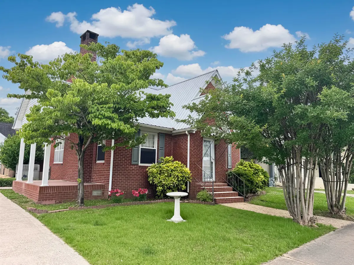 512 4th Ave, Red Bay, AL 35582 - #1