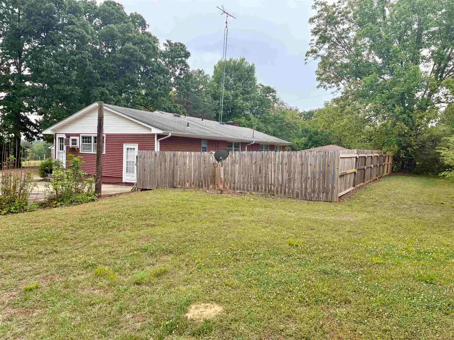 145 Indian Ln, Cherokee, AL 35616 - #3