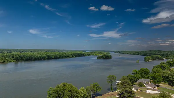 390 Carter Dr, Tuscumbia, AL 35674