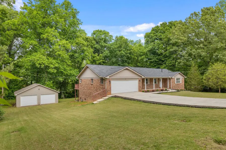 387 Summit Dr, Russellville, AL 35653 - #2