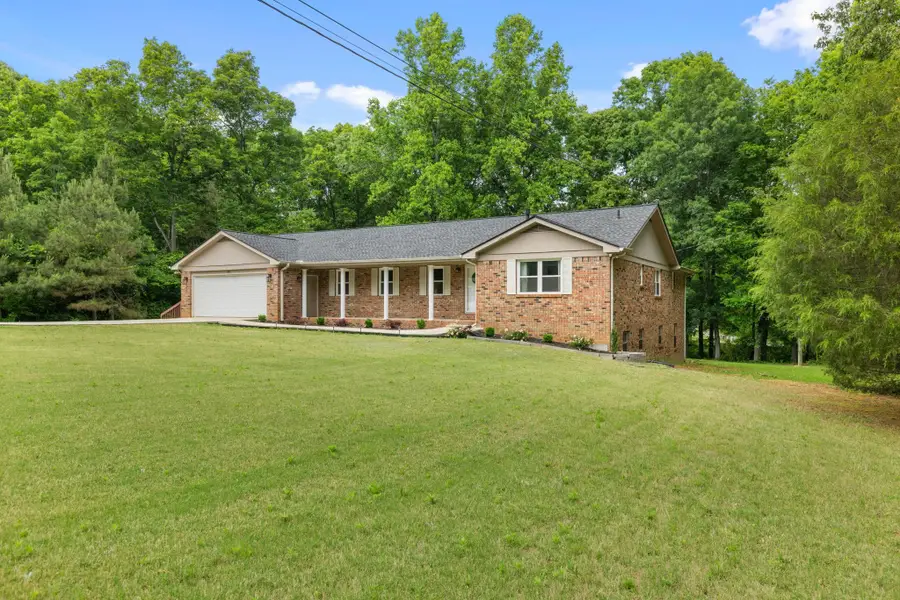 387 Summit Dr, Russellville, AL 35653 - #3