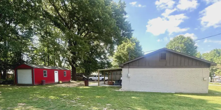 110 Forest Dr, Killen, AL 35645 - #3
