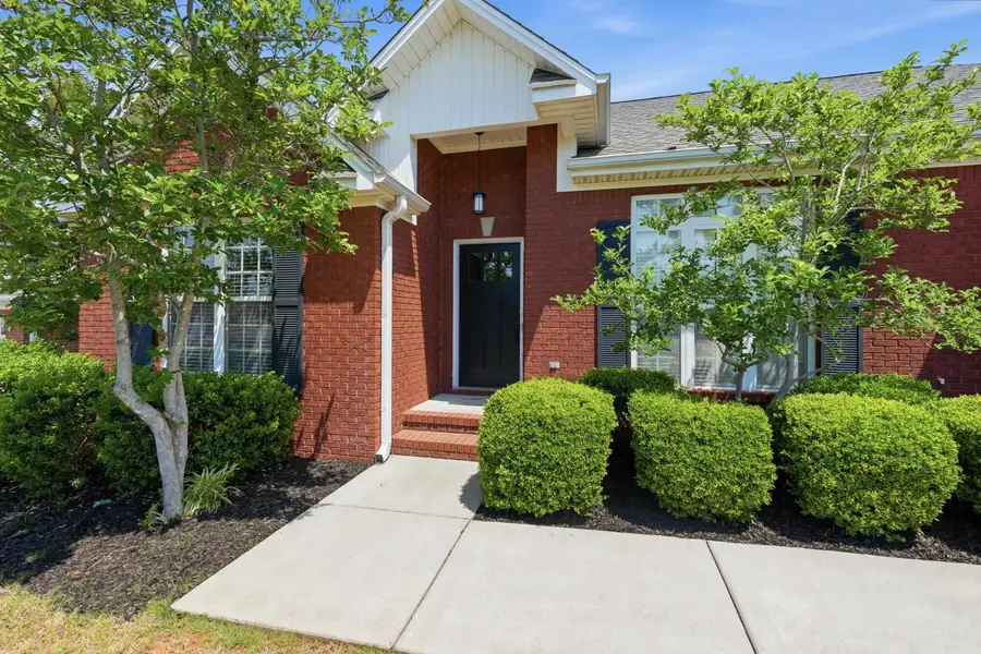 108 W Hollywood Ave, Muscle Shoals, AL 35661 - #2