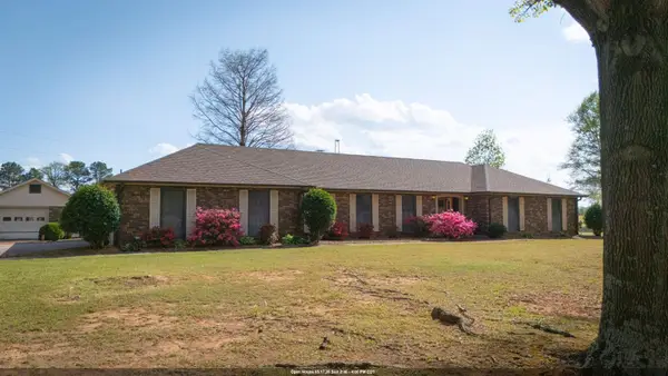 75 Murphy Dr, Florence, AL 35633