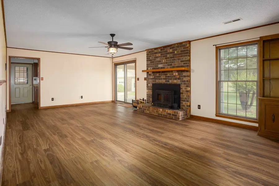 75 Murphy Dr, Florence, AL 35633 - #3