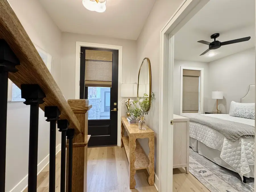 502 E Mobile St, Florence, AL 35630 - #2