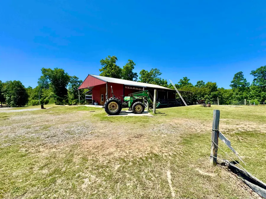 957 Co Rd 306, Florence, AL 35634 - #3