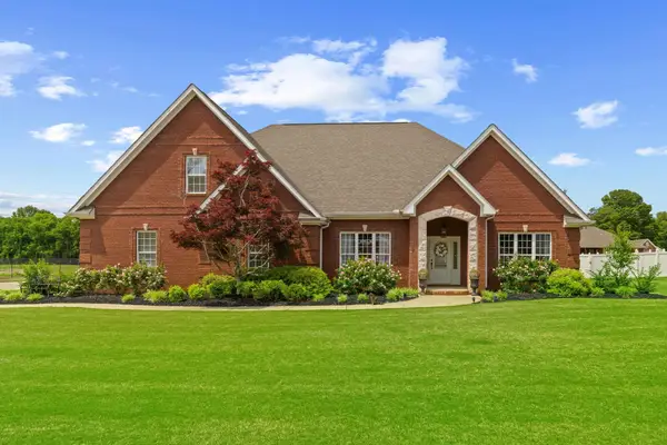 244 Melissa Dr, Muscle Shoals, AL 35661