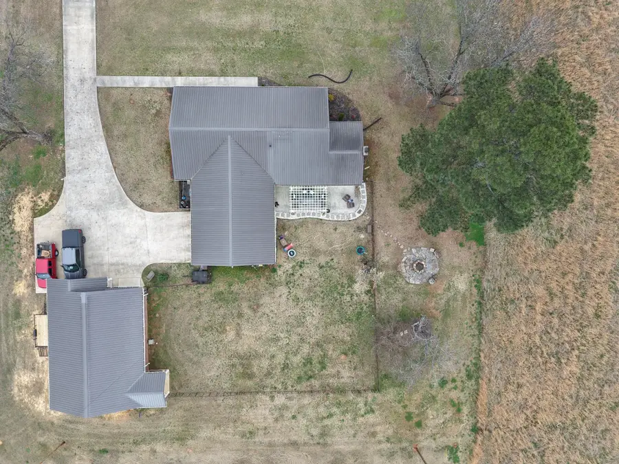 809 4th Ave, Red Bay, AL 35582 - #2