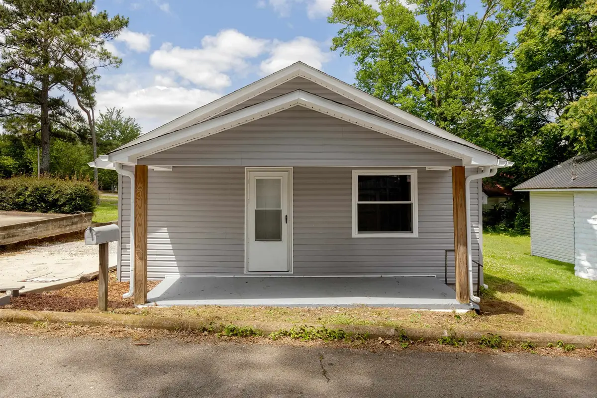 1101 Patterson Dr, Florence, AL 35630 - #1