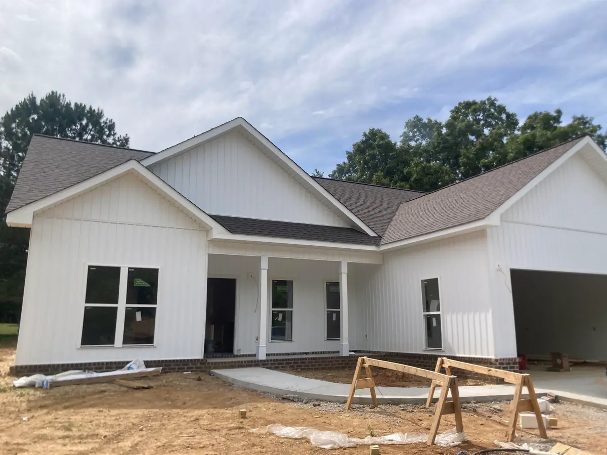 101 Crockett Cir, Florence, AL 35633 - #1