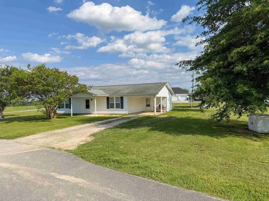 196 Brown St, Phil Campbell, AL 35581 - #2