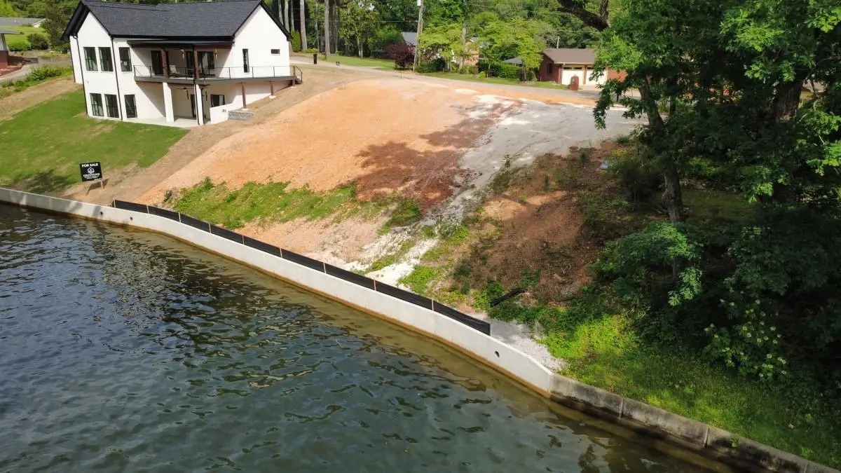 55 Kilcoole St, Muscle Shoals, AL 35661 - #1