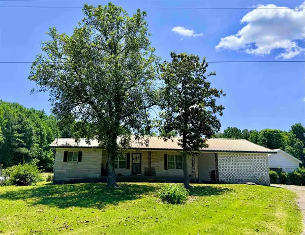 6188 Gravel Hill Rd, Phil Campbell, AL 35581