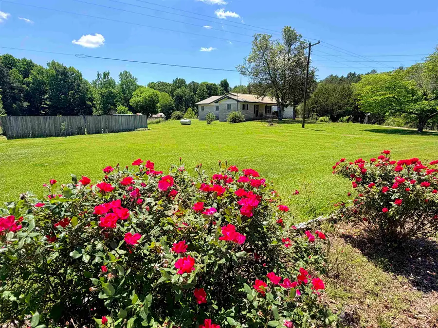 6188 Gravel Hill Rd, Phil Campbell, AL 35581 - #3