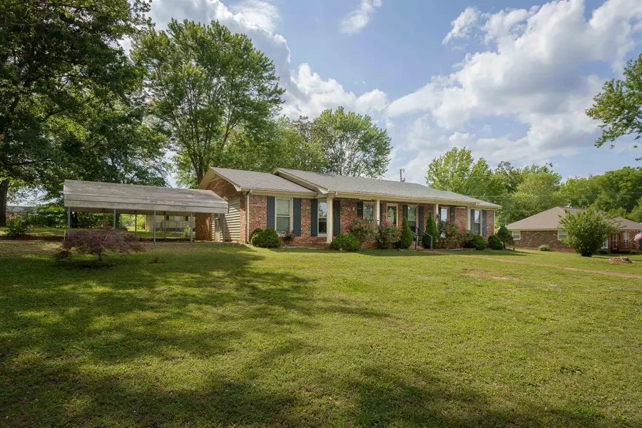 201 Mary Lee Dr, Florence, AL 35634 - #2
