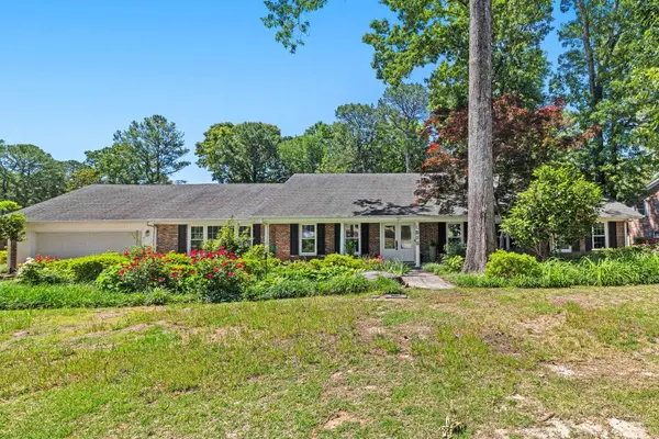 1938 Hickory Hills Rd, Florence, AL 35630