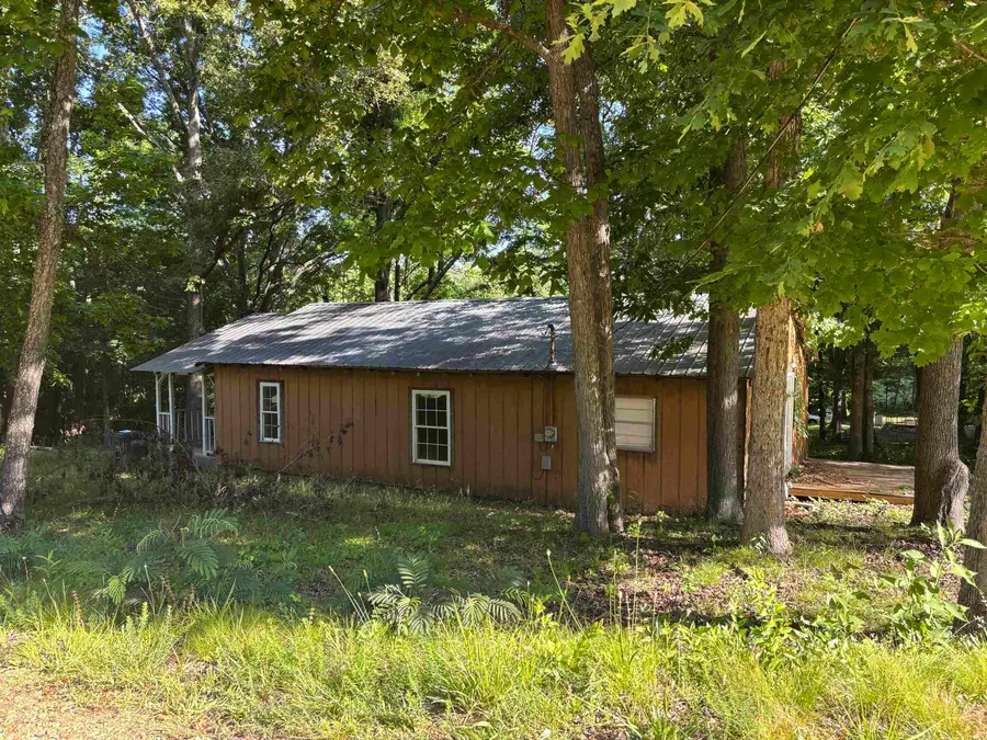 107 Potts Rd, Russellville, AL 35654 - #3