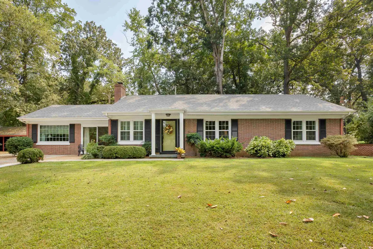 2605 Mcgee St, Sheffield, AL 35660 - #1