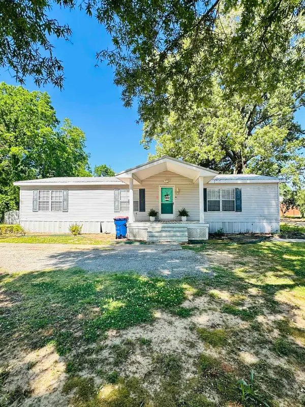 175 Monroe St, Courtland, AL 35618