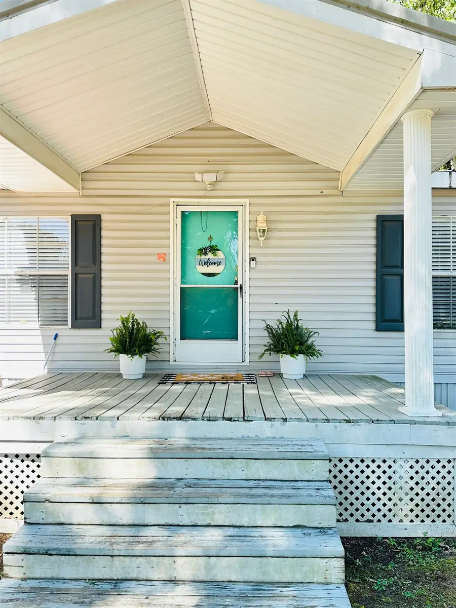 175 Monroe St, Courtland, AL 35618 - #3