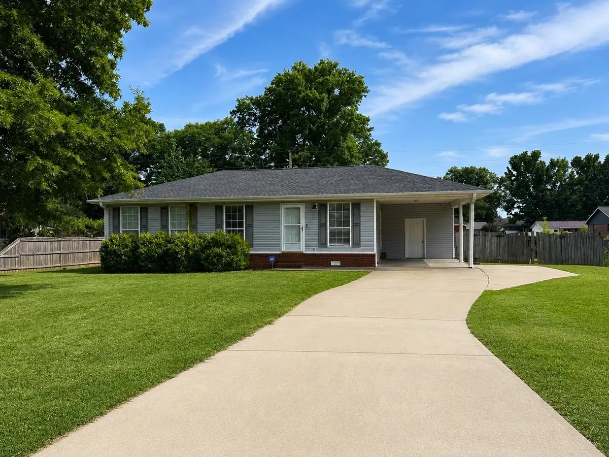 908 Pasadena Ave, Muscle Shoals, AL 35661 - #1