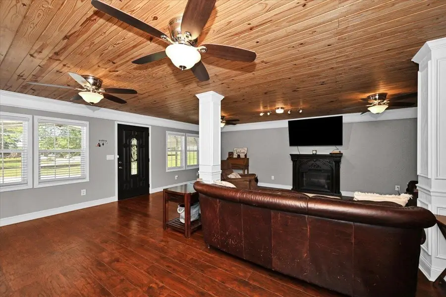 228 Co Rd 397, Courtland, AL 35618 - #2