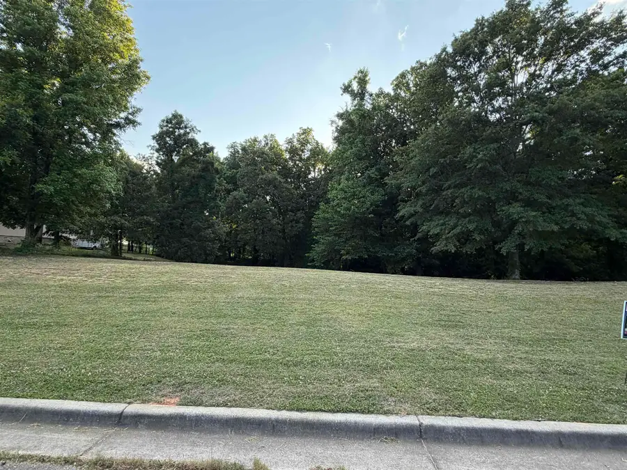 807 Golf Trail Rdg, Muscle Shoals, AL 35661 - #2