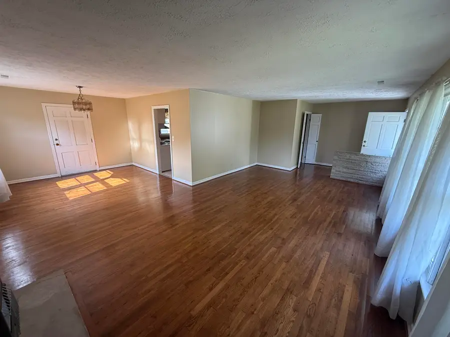 1090 3rd St, Cherokee, AL 35616 - #2