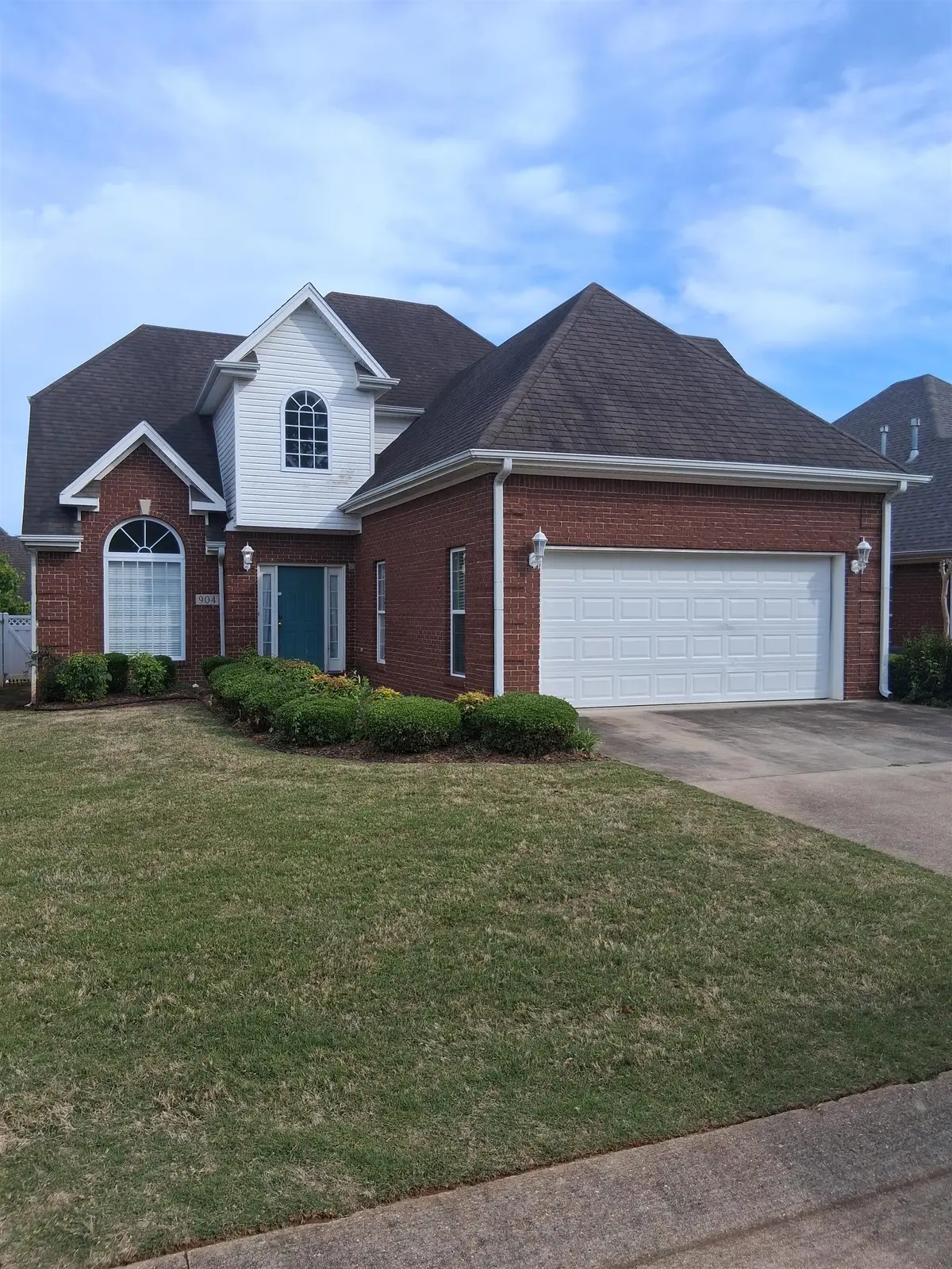 904 Helen Dr, Tuscumbia, AL 35674 - #1