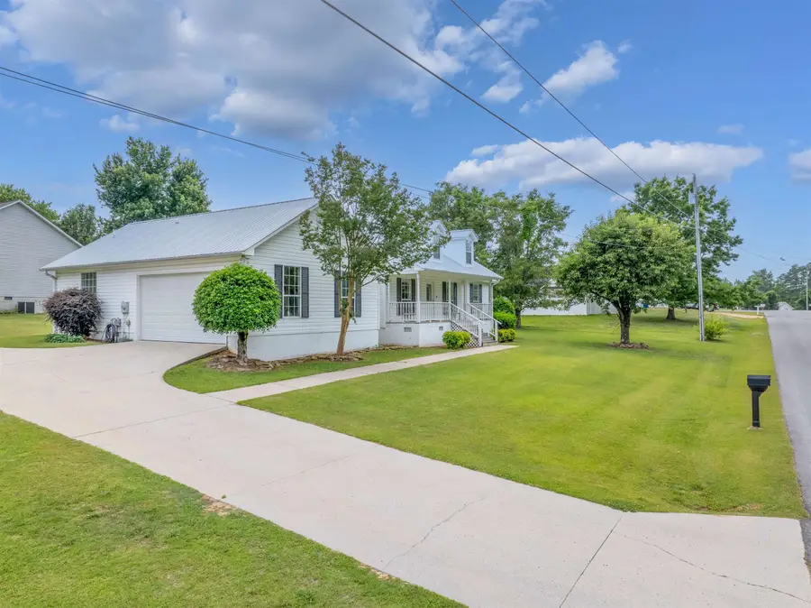 917 Leyland Dr, Albertville, AL 35950 - #3