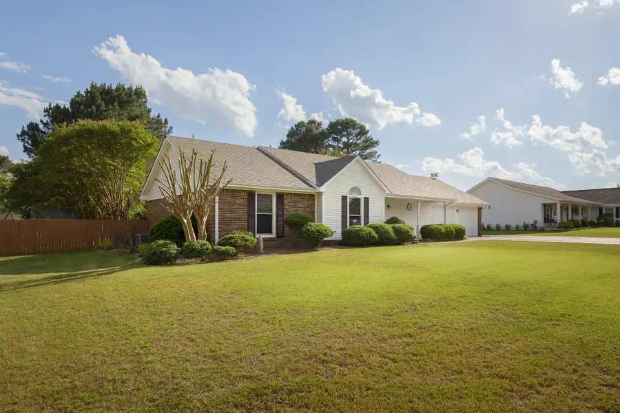 303 Cordelia Way, Florence, AL 35633 - #2