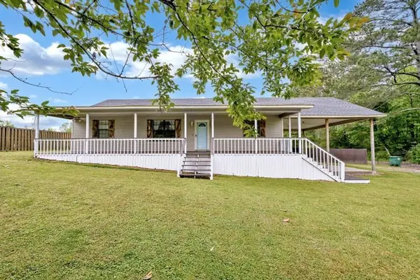 405 Co Rd 1371, Vinemont, AL 35179